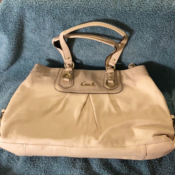 Coach tote - Picture 2 of 4